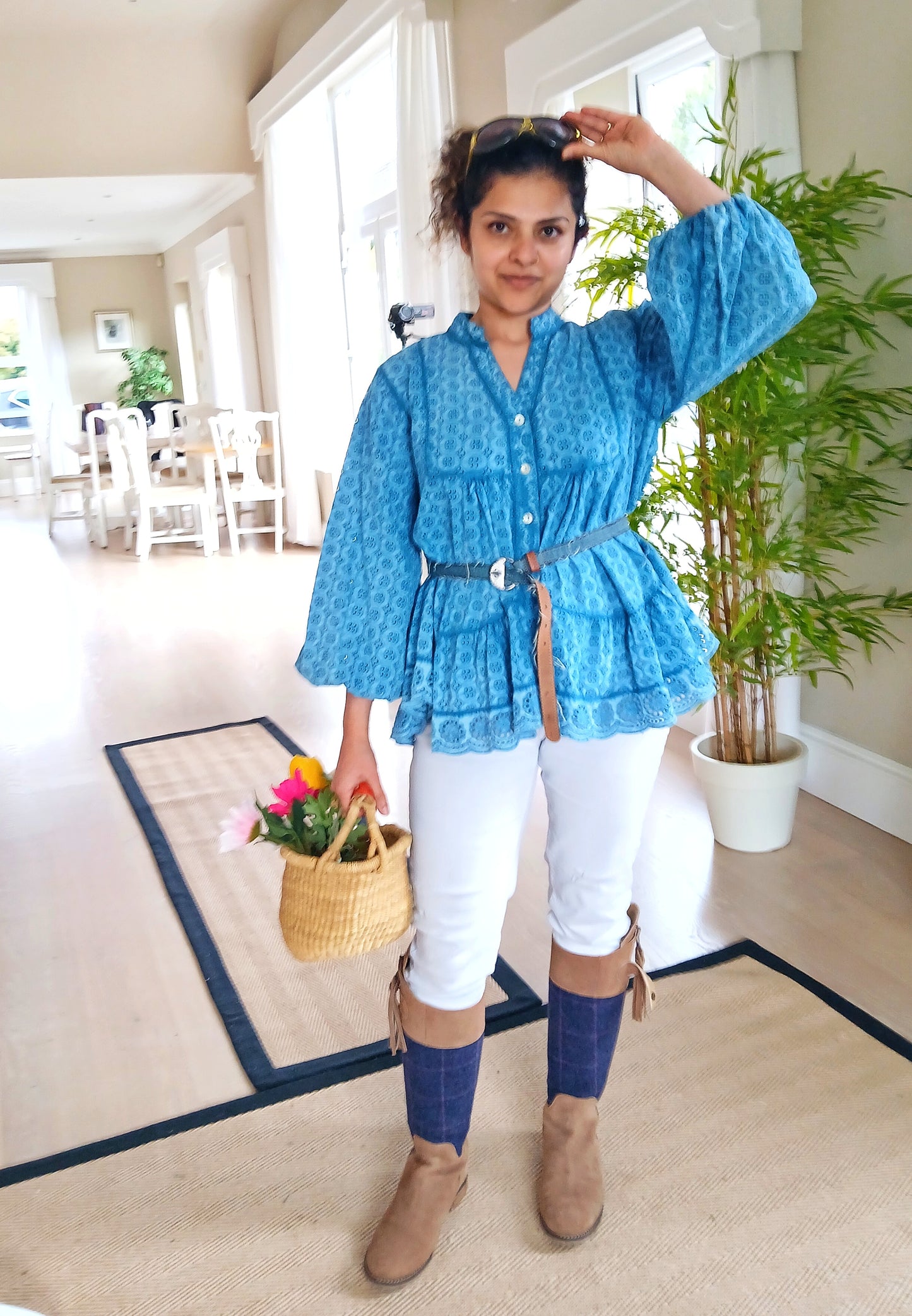 Small and Cute Plain Natural Raffia African Ghana Handmade Bolga Basket Leather Handle |Dye Free |7"-9"