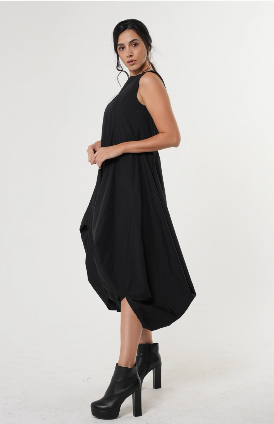 Stunning Women's Stylish Asymmetrical Sleeveless Black Dress with Draping