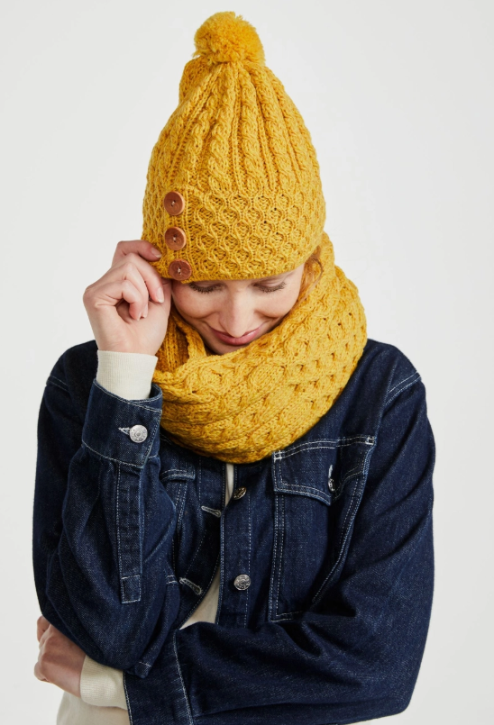 True Aran Irish ladies Kilmaine Aran Snood Scarf Pure Merino Wool Beautifully Hand Knitted with Buttons - Yellow (Copy)