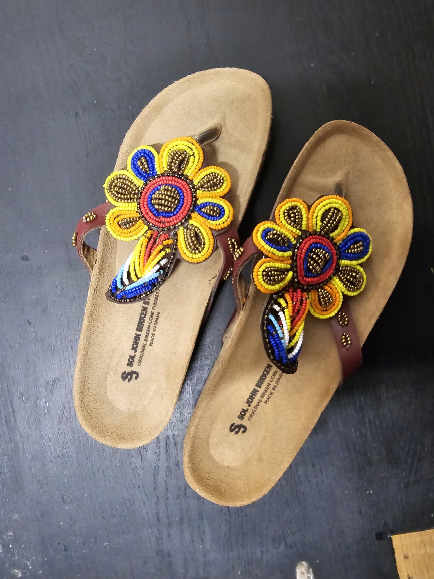 YARNS & COLOUR BOUTIQUE Kenyan Handmade Beaded Leather and Cork Comfy Summer Holiday Sandals