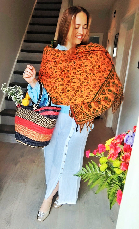 THE COCOON BOUTIQUE Yak Wool Mix Scarf in Fine Floral Pattern
