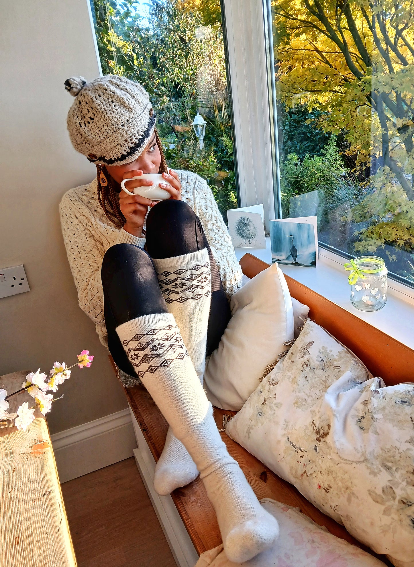 SILK ROAD BAZAAR Mongolian Sheep's Wool Thigh-High Socks - Light -White  Adult