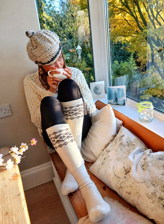 SILK ROAD BAZAAR Mongolian Sheep's Wool Thigh-High Socks - Light -White  Adult