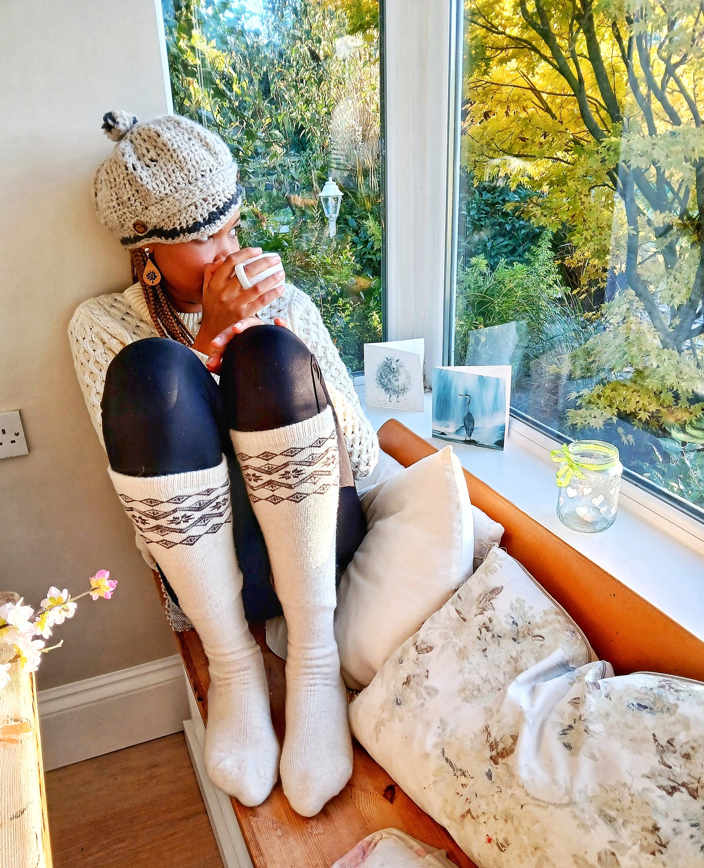 SILK ROAD BAZAAR Mongolian Sheep's Wool Thigh-High Socks - Light -White  Adult