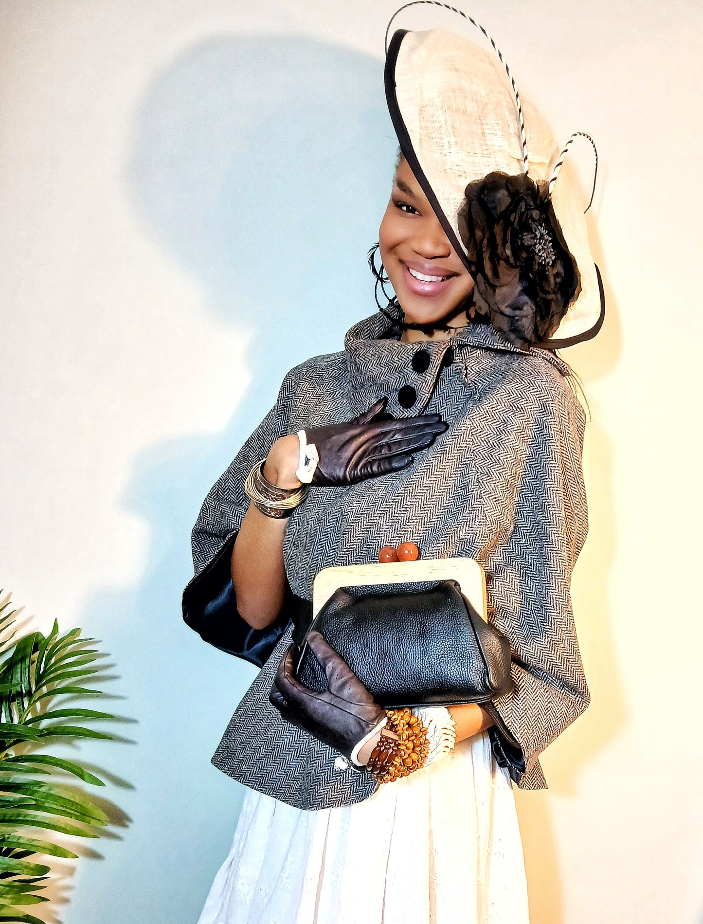 IRISH MUCROS WEAVERS Ladies 100% Wool Poncho 01 Greyish Green Irish Traditional Tweed