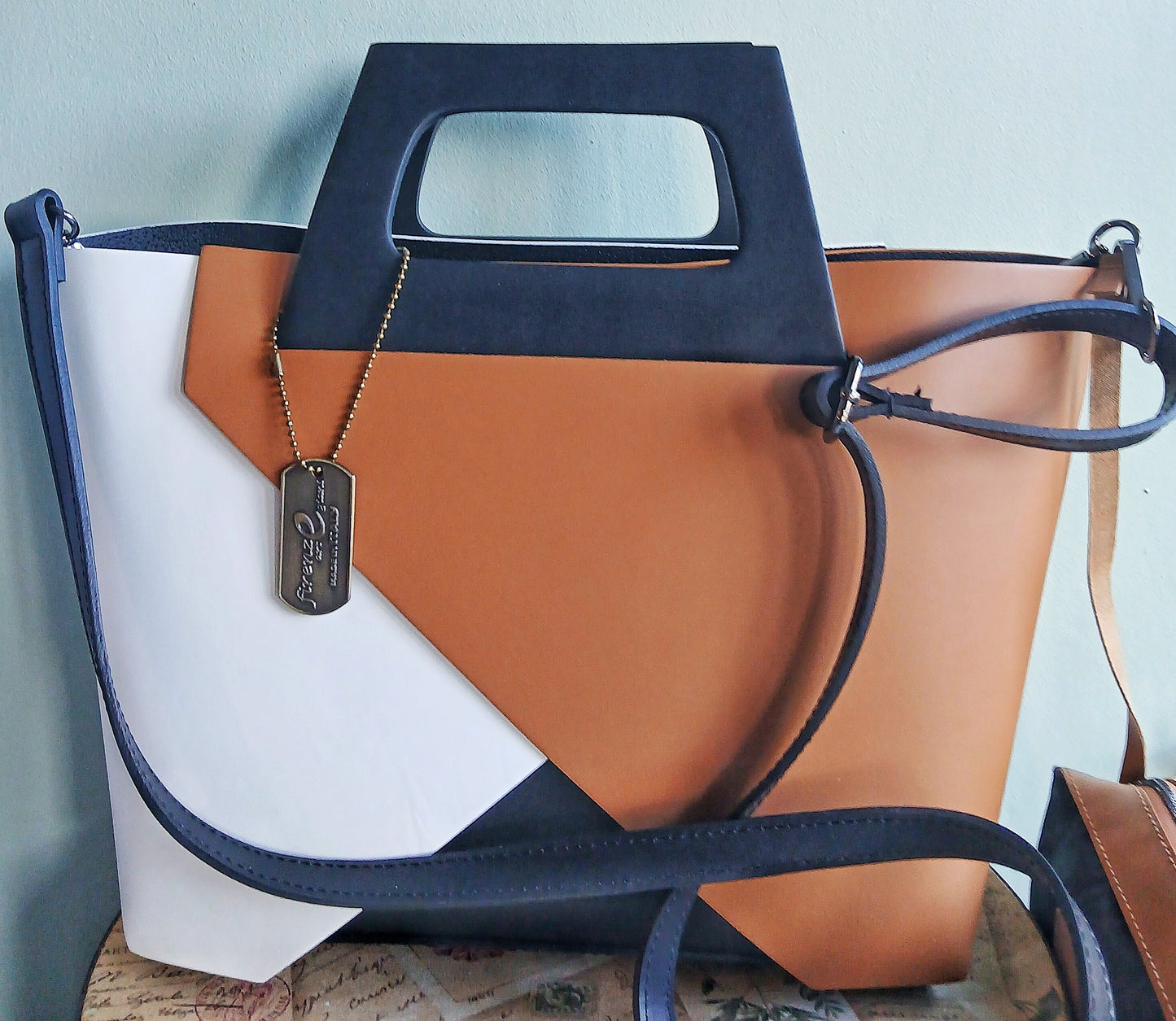 Arcinazzo Shopper Multi Colour Two in One !00% Italian Leather, High Quality Women's Tote Bag For Women. Genuine Leather Ruga Finish.