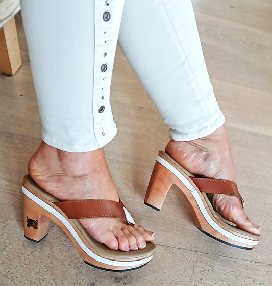 The Cute Clog Slippers Jonas: Stylish Handmade Mules Sandals with Wooden Platform. Brown and White Leather