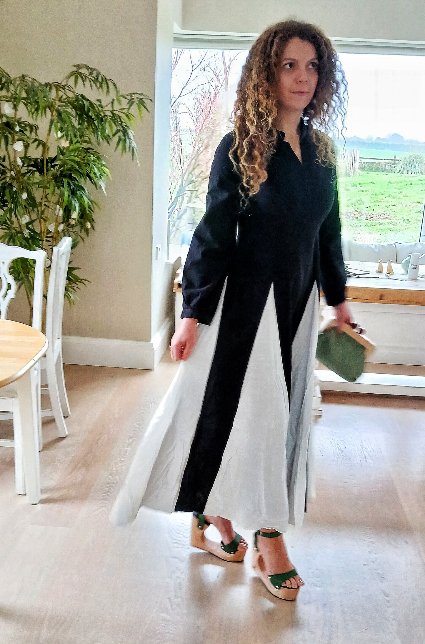A Sweet Magic Moda Complementos Posh Black and White long Elegant Dress