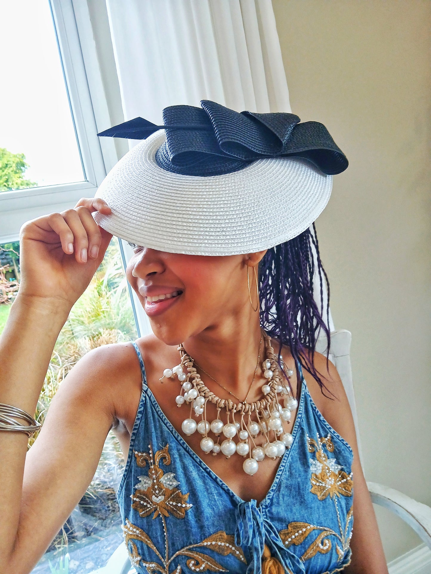 An Elegant “Saucer” Fascinator Hat By Max Alexander of Australia