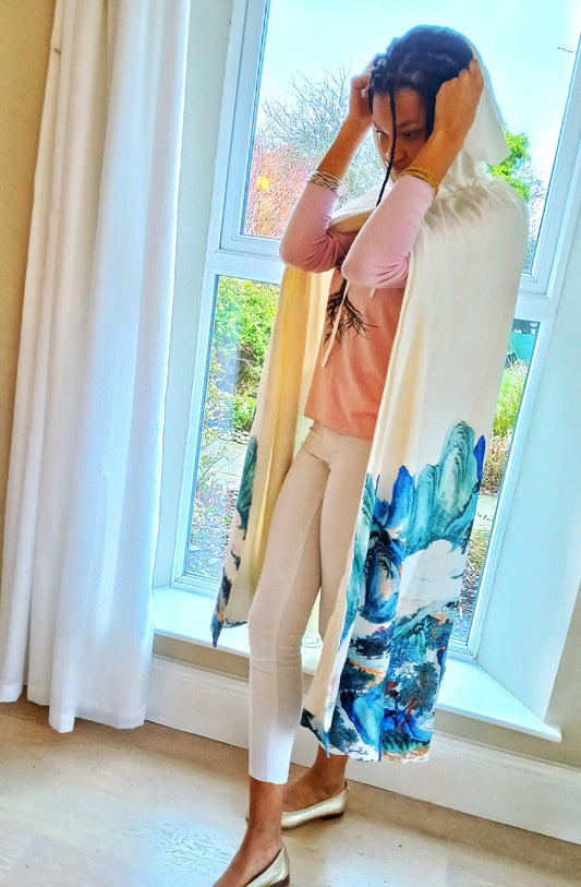 A Winter Favourite Unisex Thickened Vintage White Printed  Maxi over Cape with Hood Free Size