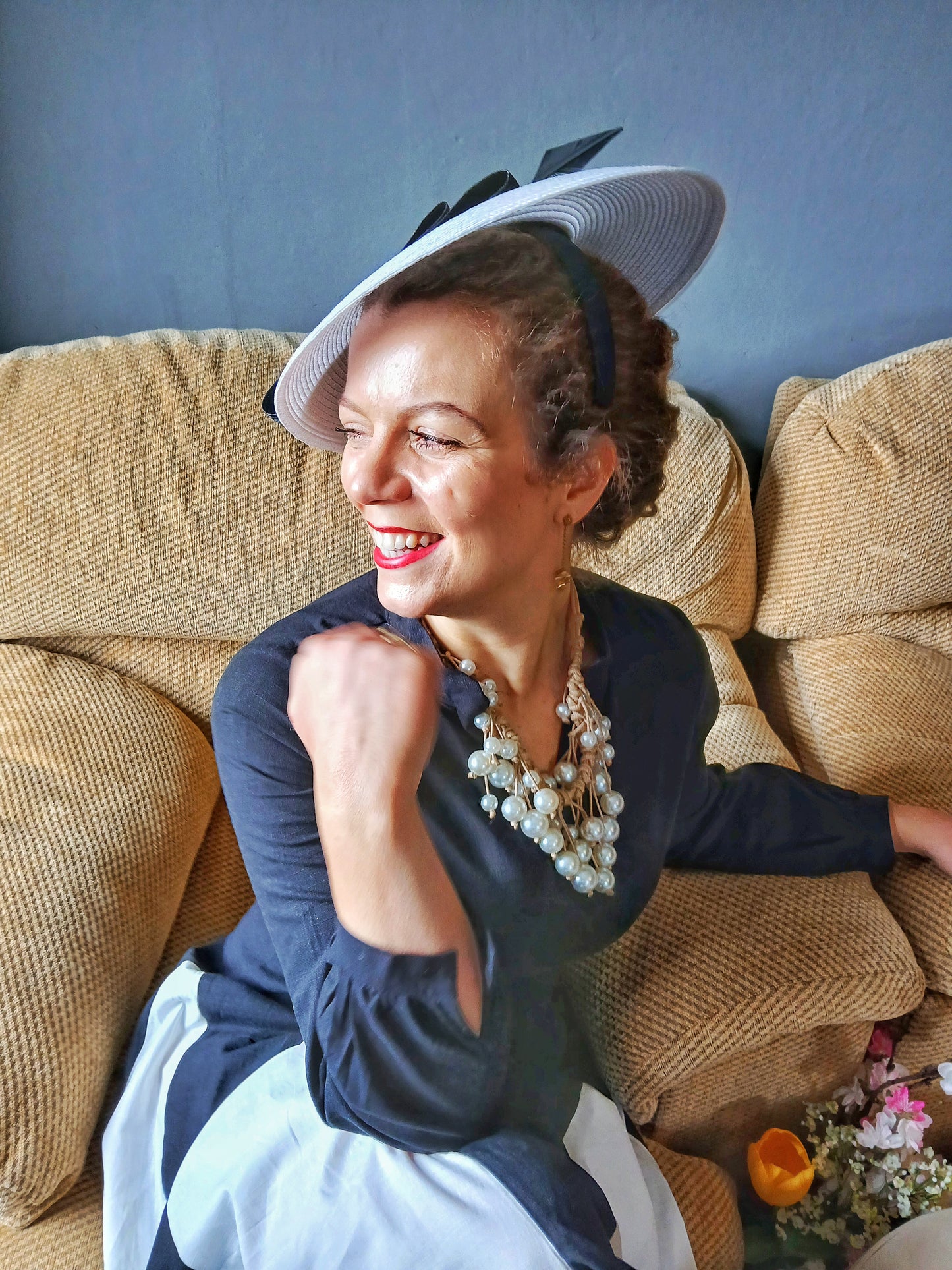 An Elegant “Saucer” Fascinator Hat By Max Alexander of Australia