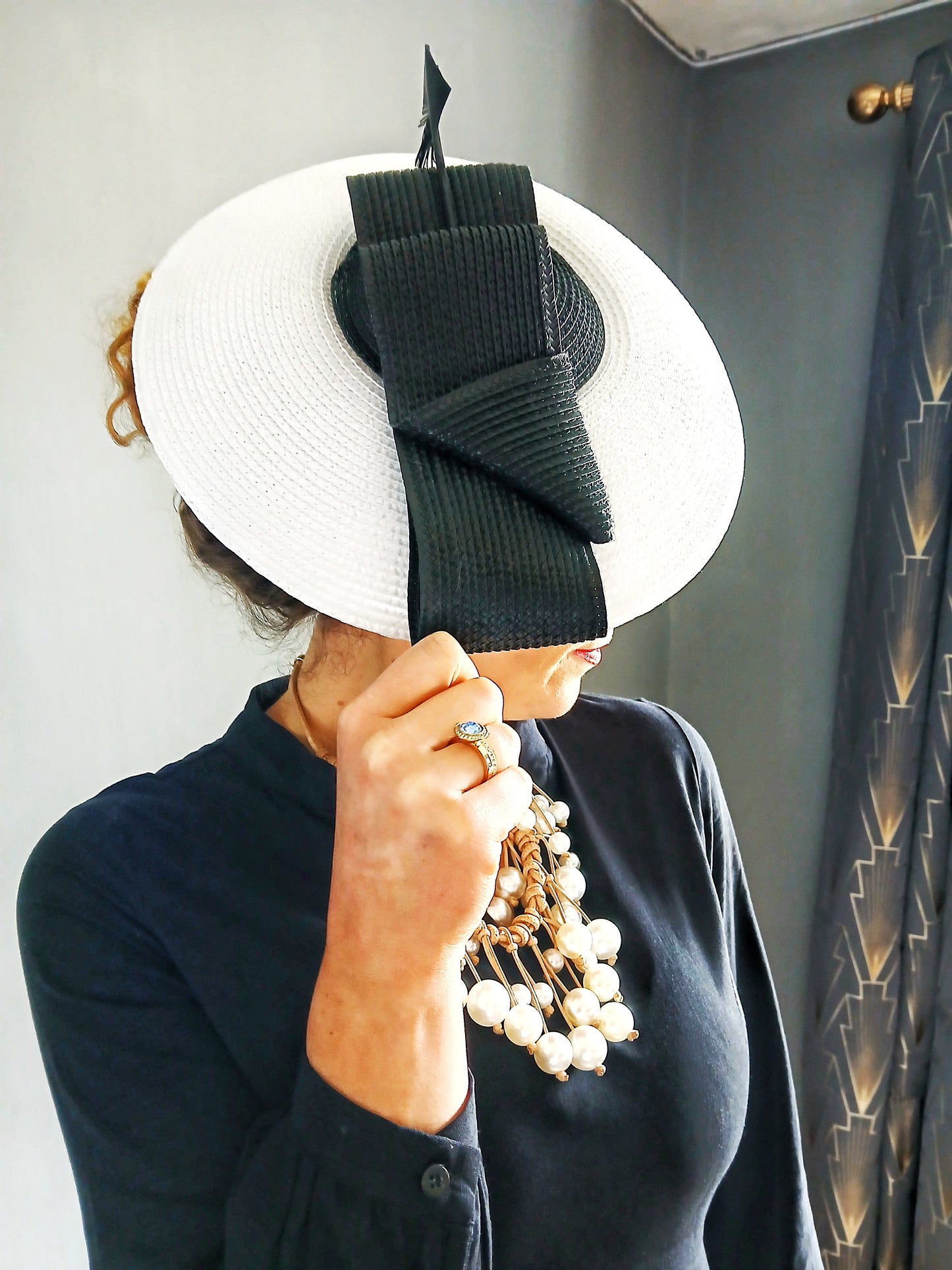 An Elegant “Saucer” Fascinator Hat By Max Alexander of Australia