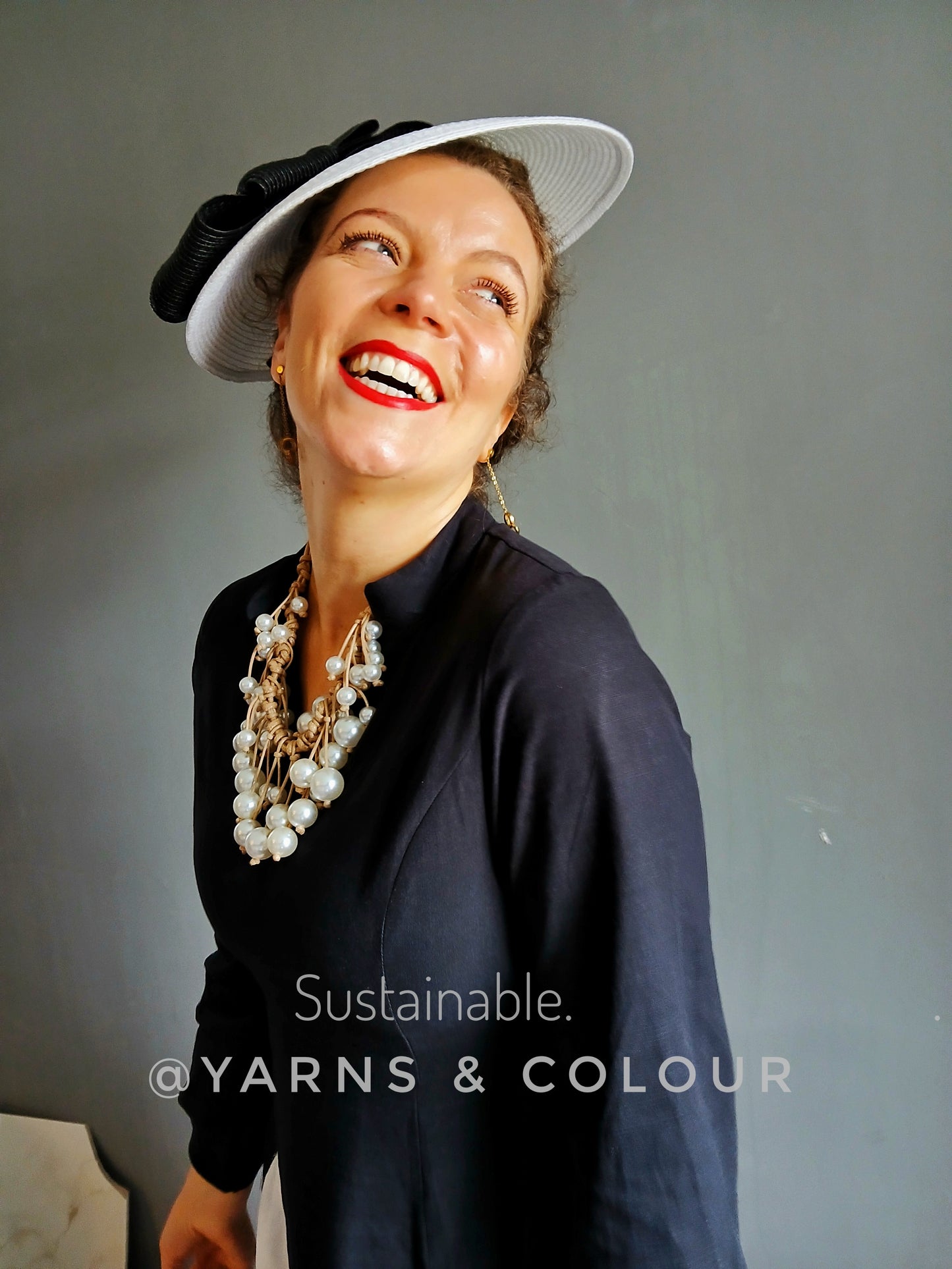 An Elegant “Saucer” Fascinator Hat By Max Alexander of Australia