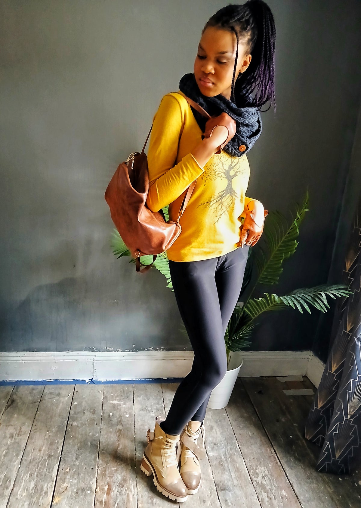 Lorena Women's Backpack Bag. 100% Genuine Italian Leather. Beautiful Tan Brown