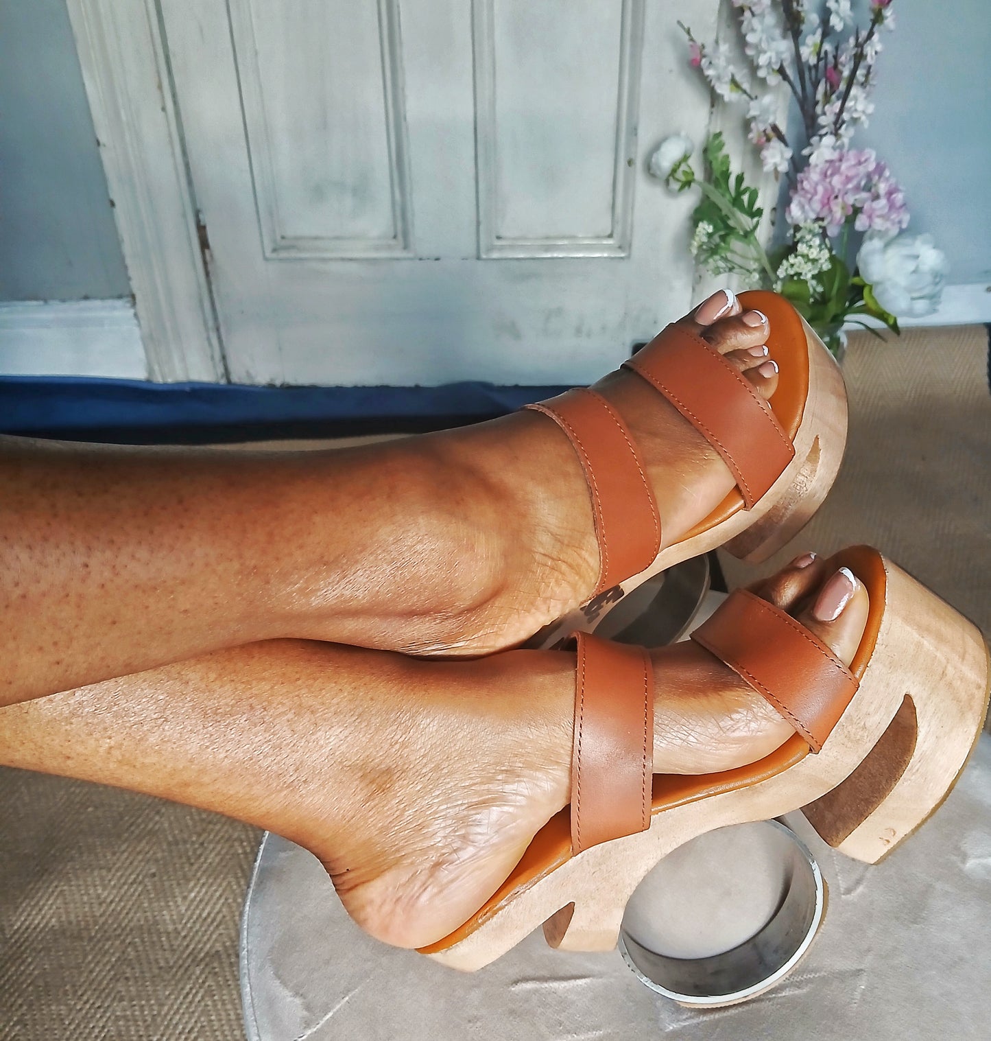 Metal: Round Iron Heels Wooden clog Platform, Show Stopper, White leather Strap