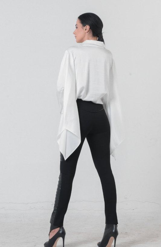 Metamorphoza Beautiful Stylish and Extravagant Black Leggins Style Pants with Faux Leather.