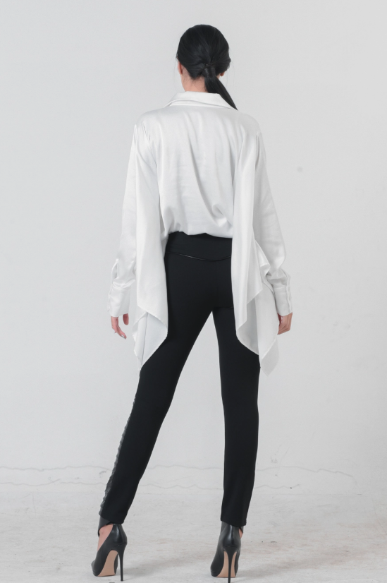 Metamorphoza Beautiful Stylish and Extravagant Black Leggins Style Pants with Faux Leather.