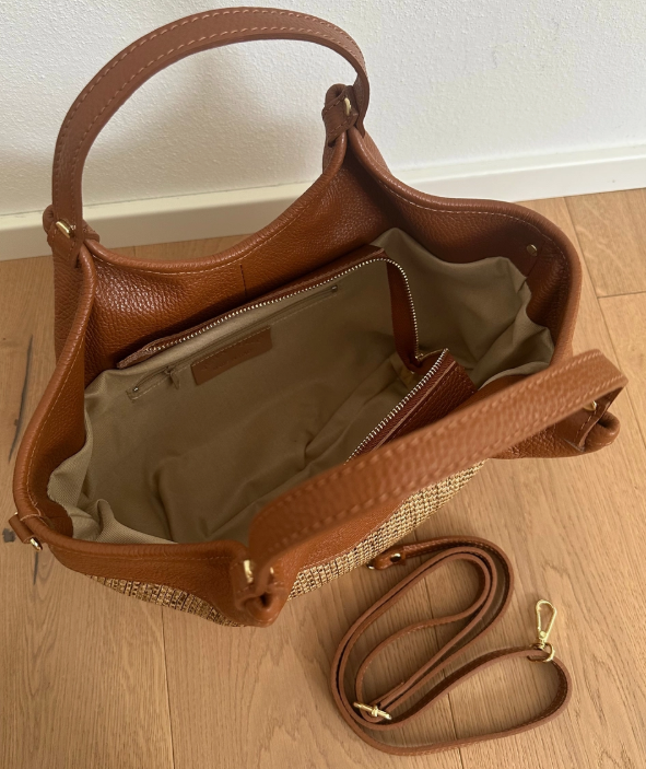 Thaiti - Premium Raffia A Beautiful Handmade Cute Ladies Sustainable Raffia Tote Bag - Coffee Brown Handle